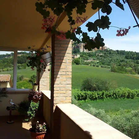 Il Terrazzo 住宿加早餐酒店 3*